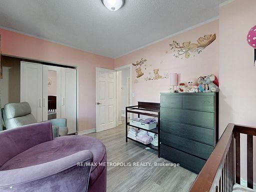 1000 Elgin Street, Newmarket, ON L3Y 3C1, Newmarket, ON — photo 26 of 50