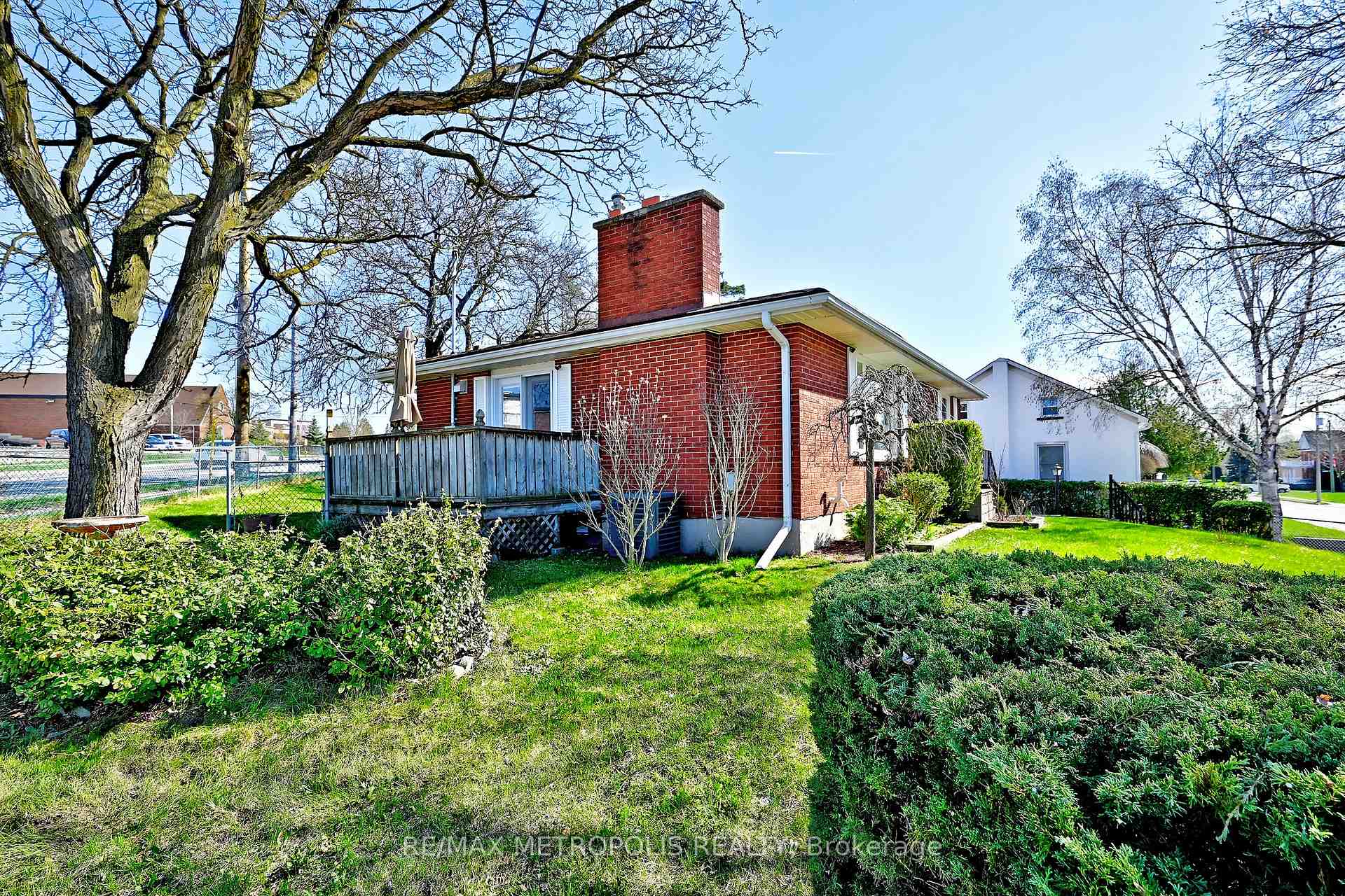 811 Dolph Street N, Cambridge, ON N3H 2B6, Cambridge, ON — photo 36 of 46