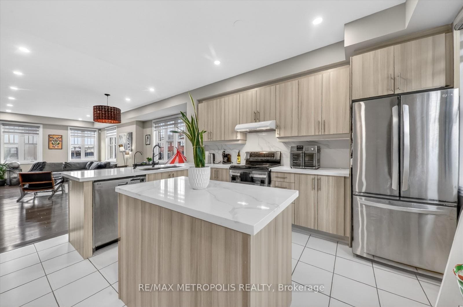 1 Boadway Crescent, Whitchurch-Stouffville, ON L4A 1X9, Whitchurch-Stouffville, ON — photo 23 of 47