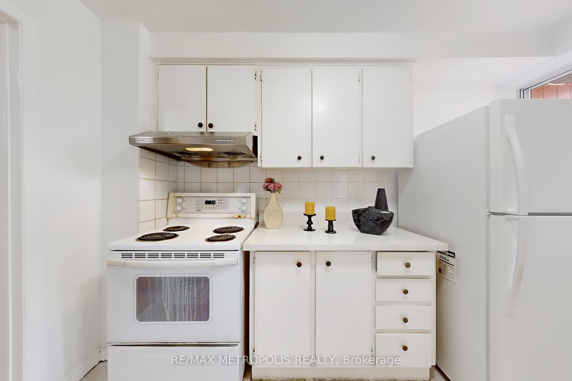 1021 Midland Avenue 25, Toronto E08, ON M1K 4G7, Toronto E08, ON — photo 11 of 50