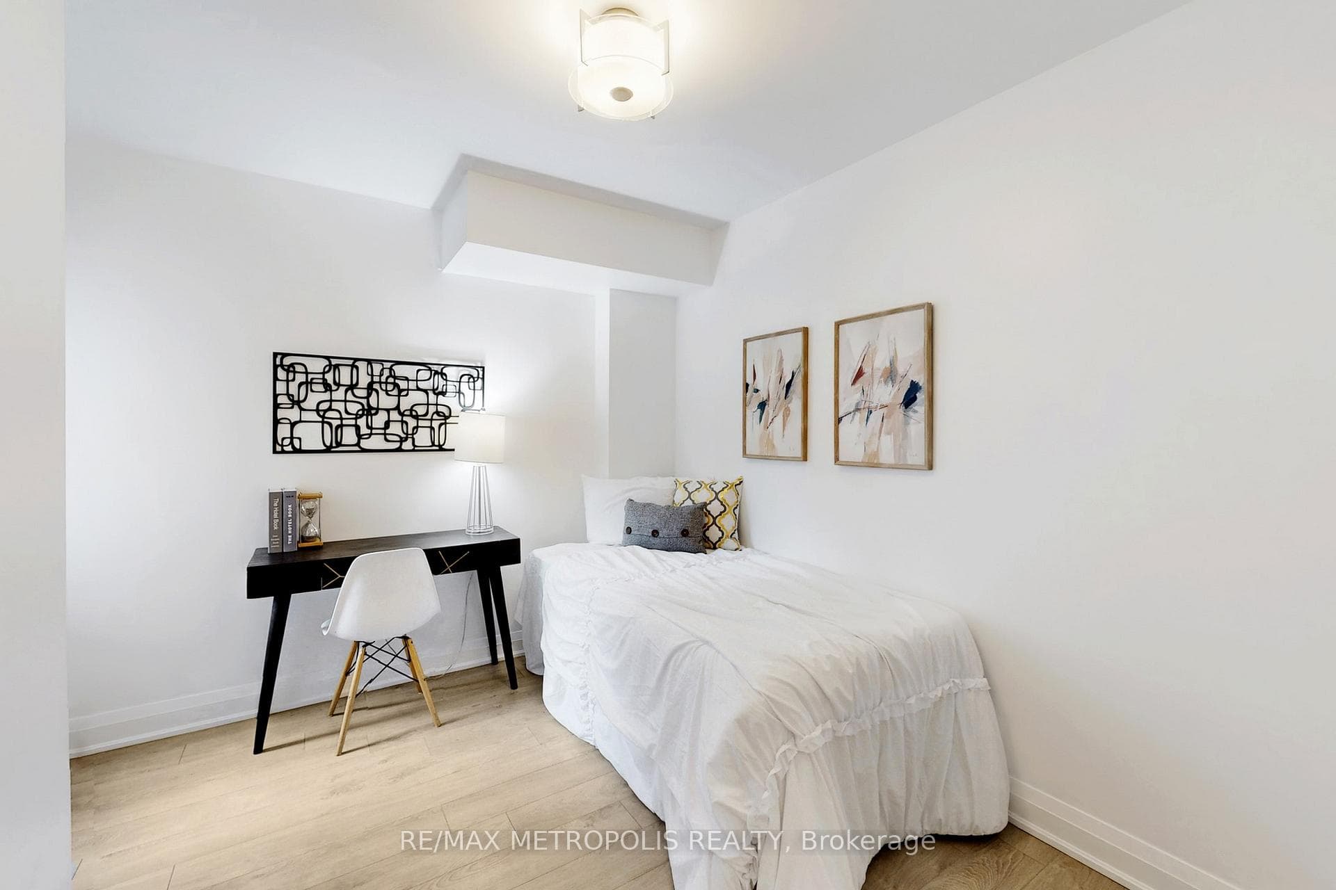12 Sudbury Street 404, Toronto C01, ON M6J 3W7, Toronto C01, ON — photo 21 of 50