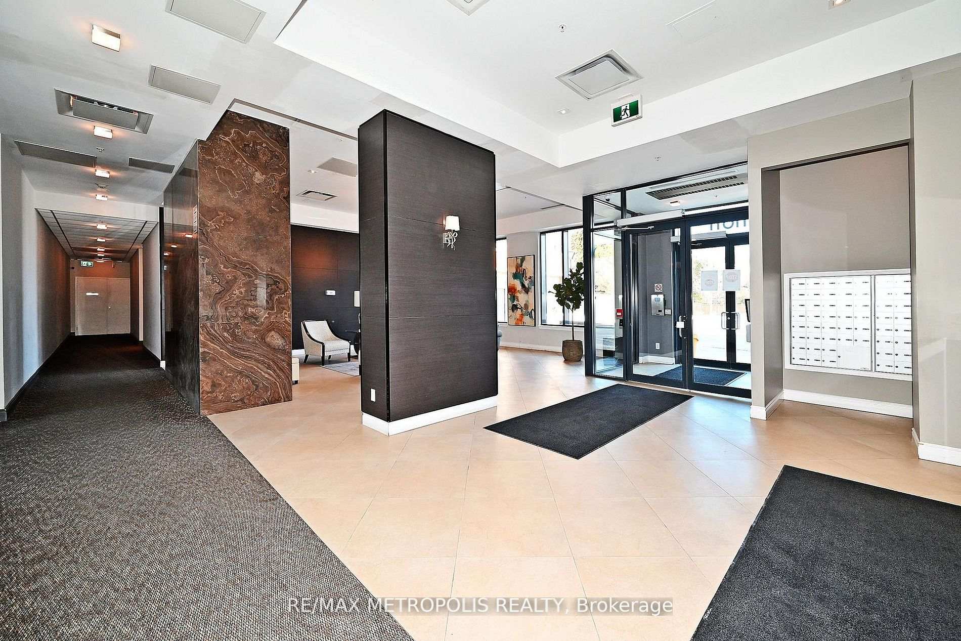11611 Yonge Street 809, Richmond Hill, ON L4E 1G2, Richmond Hill, ON — photo 3 of 43