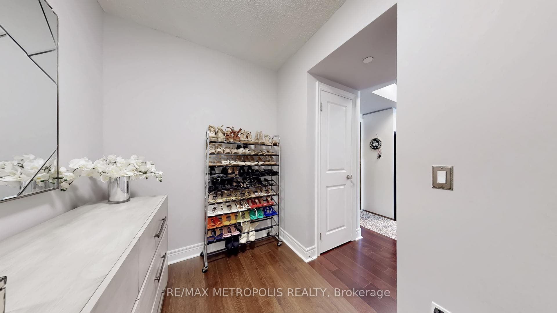 701 Sheppard Avenue W 228, Toronto C06, ON M3H 0B2, Toronto C06, ON — photo 17 of 50