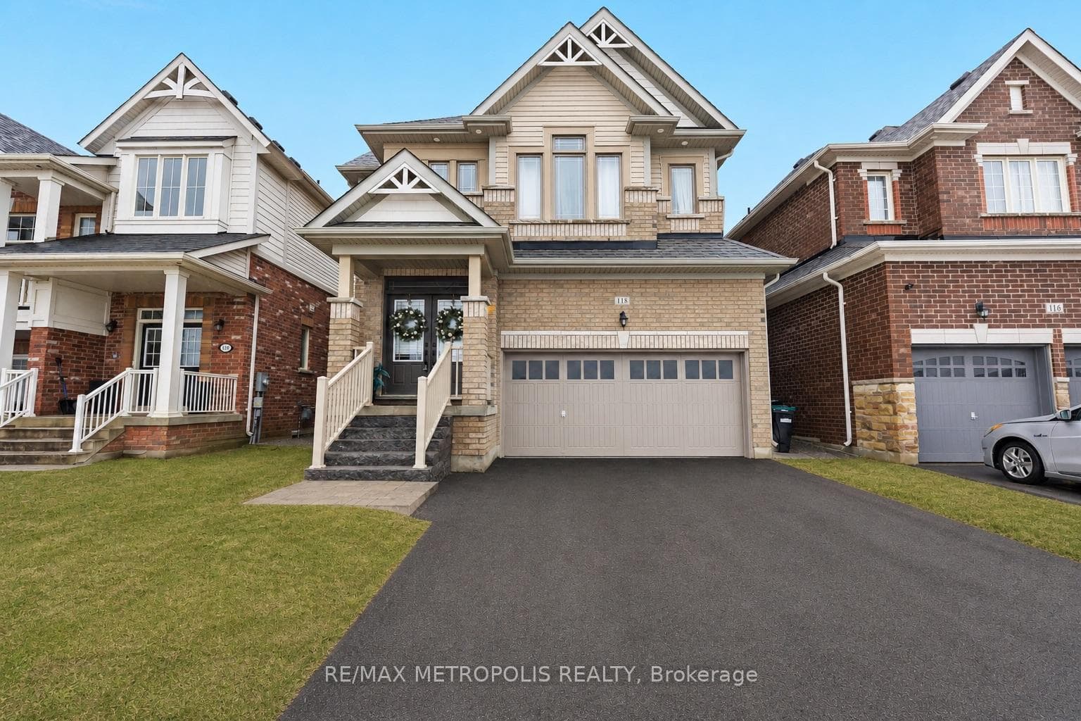 118 Lorne Thomas Place, New Tecumseth, ON L9R 0V8, New Tecumseth, ON — photo 1 of 51