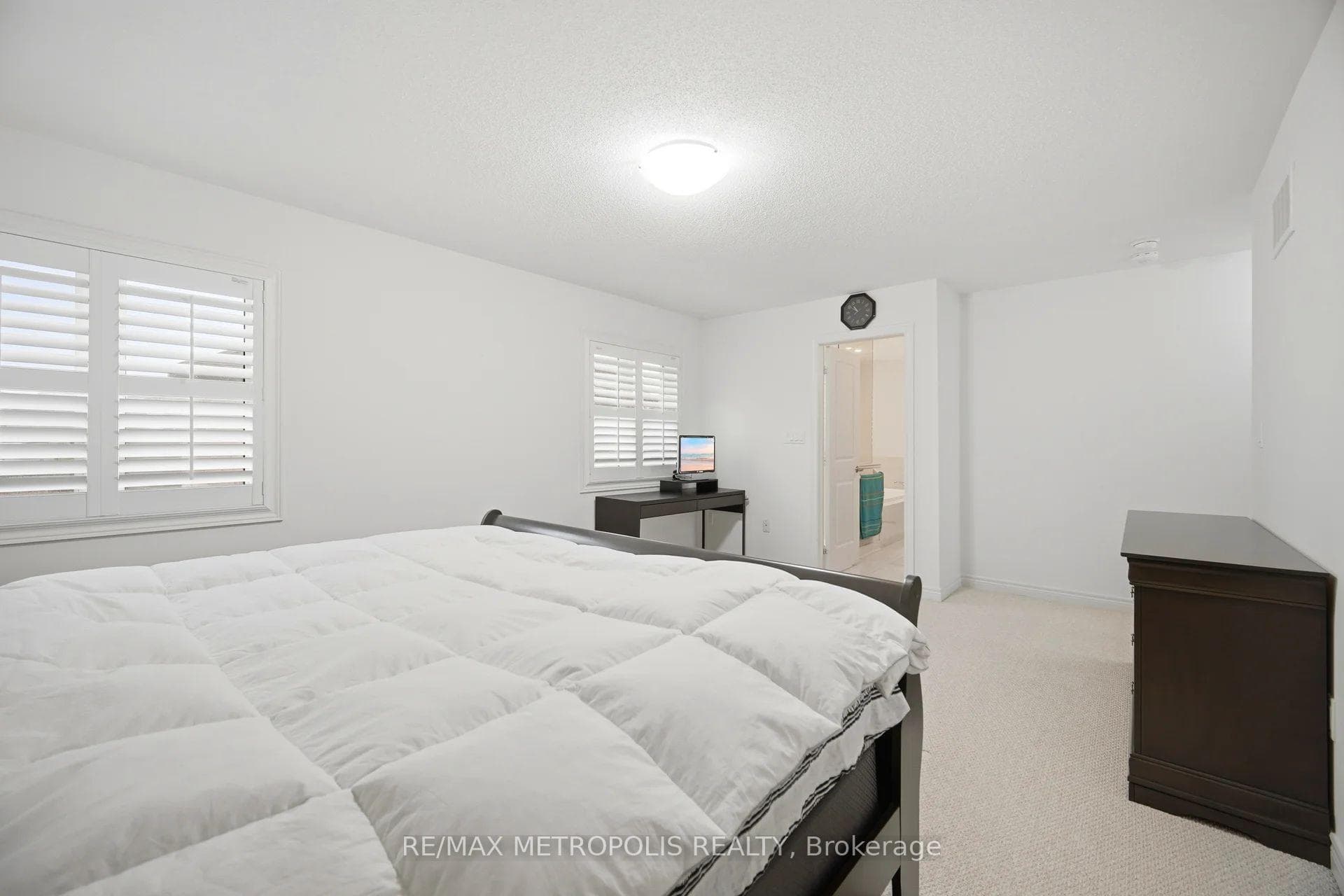 223 Inverness Way S, Bradford West Gwillimbury, ON L3Z 0W5, Bradford West Gwillimbury, ON — photo 12 of 95