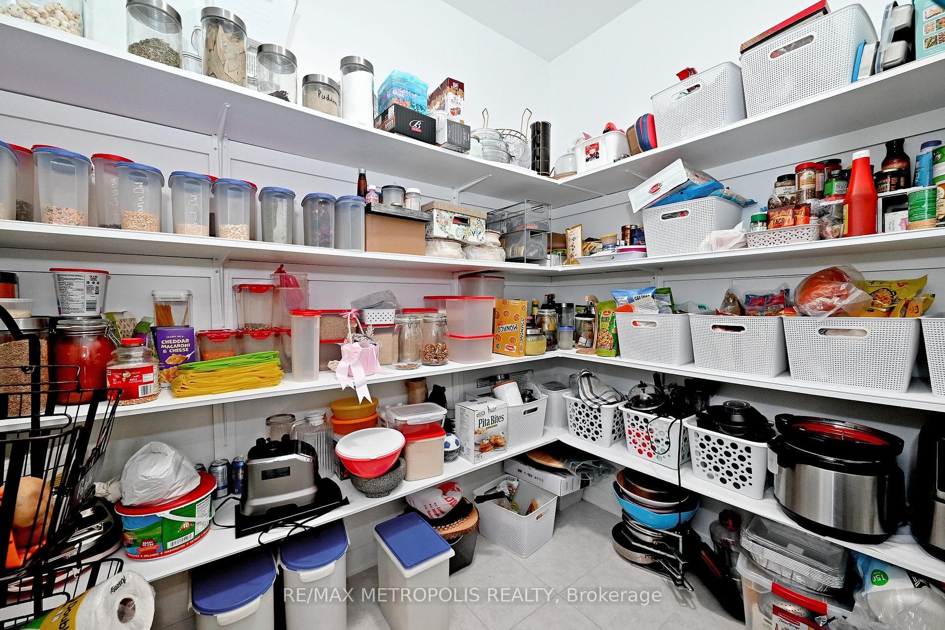 14 Jenner Drive, Brant, ON N3L 3L3, Brant, ON — photo 10 of 50