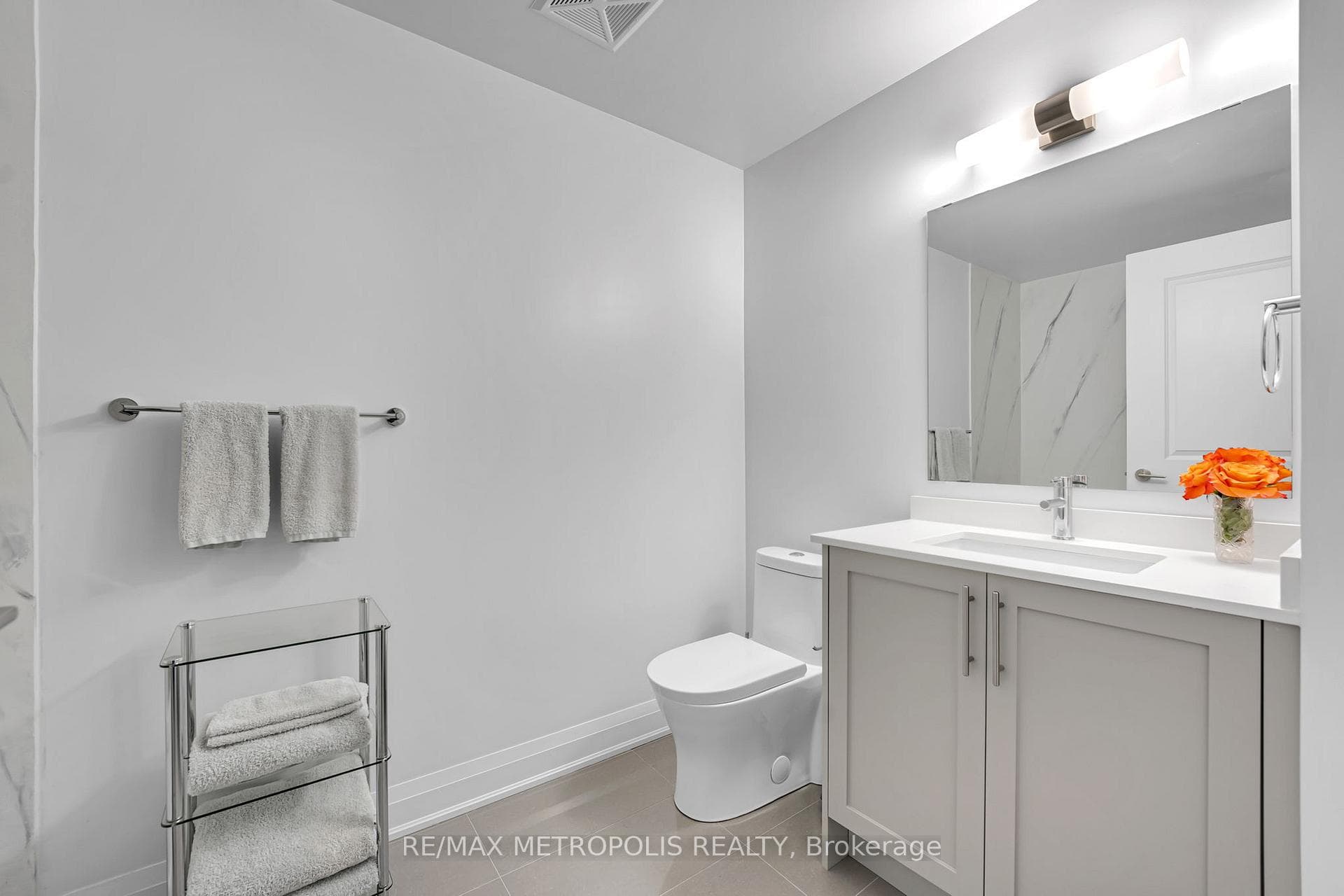 10 Gatineau Drive 509W, Vaughan, ON L4J 0L2, Vaughan, ON — photo 18 of 33