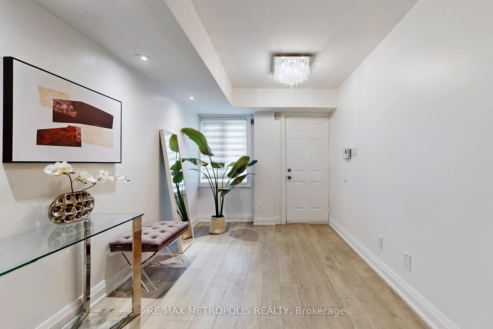12 Sudbury Street 404, Toronto C01, ON M6J 3W7, Toronto C01, ON — photo 43 of 50