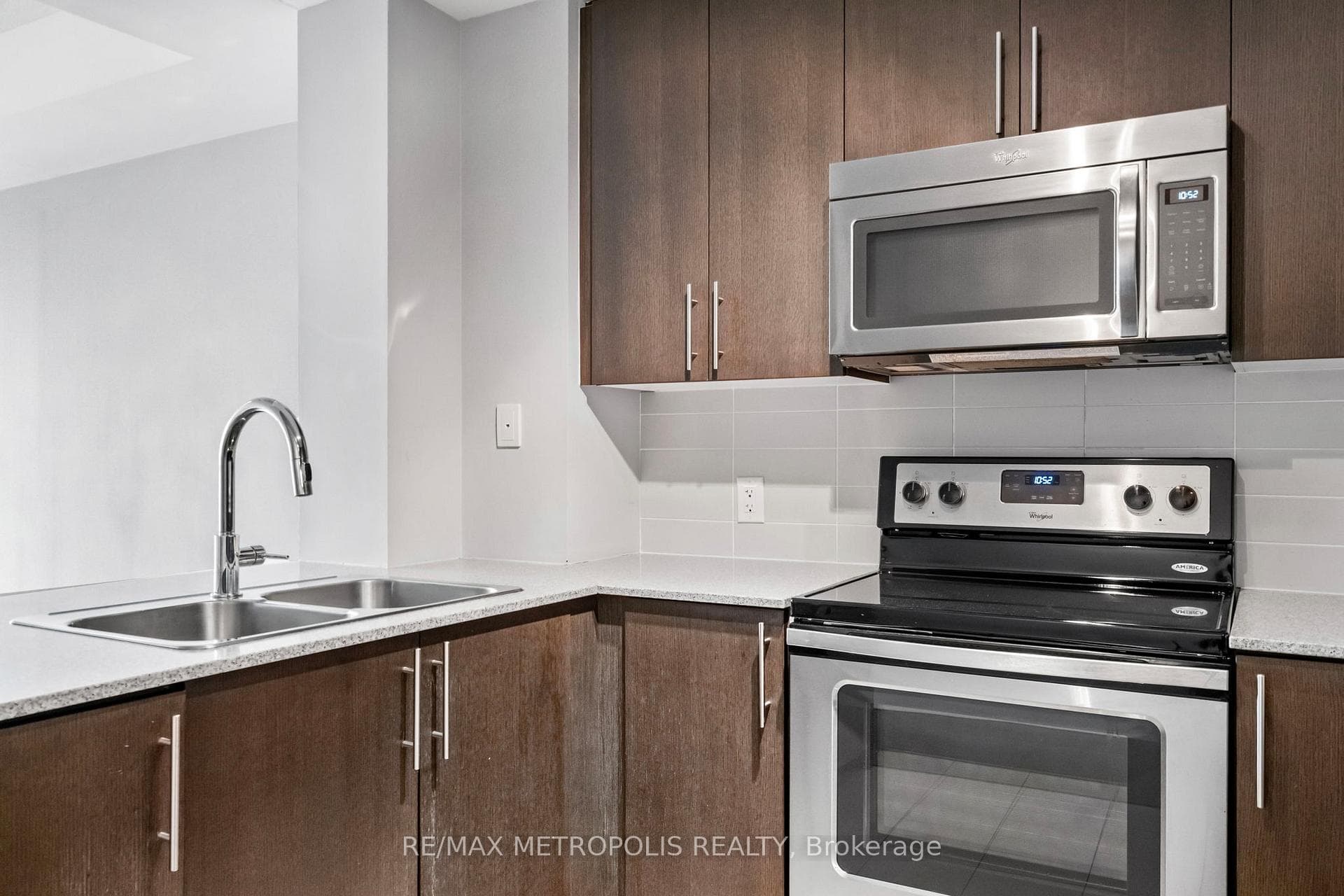 3985 Grand Park Drive 305, Mississauga, ON L5B 0H8, Mississauga, ON — photo 5 of 27