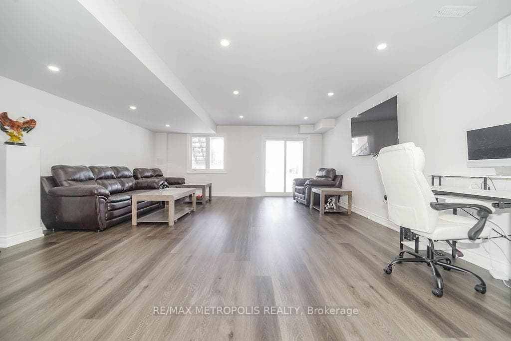 22 Haskins Crescent, Georgina, ON L4P 0H4, Georgina, ON — photo 47 of 50