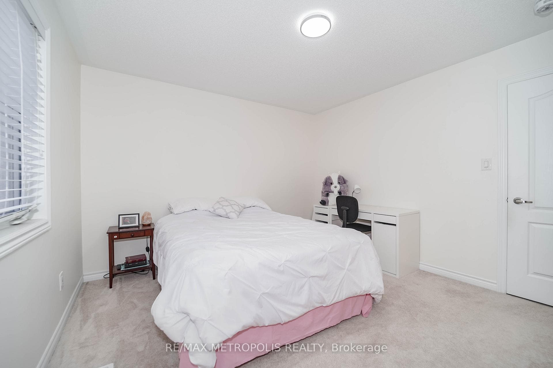 82 Mcroberts Crescent, Clarington, ON L1E 0H4, Clarington, ON — photo 38 of 50