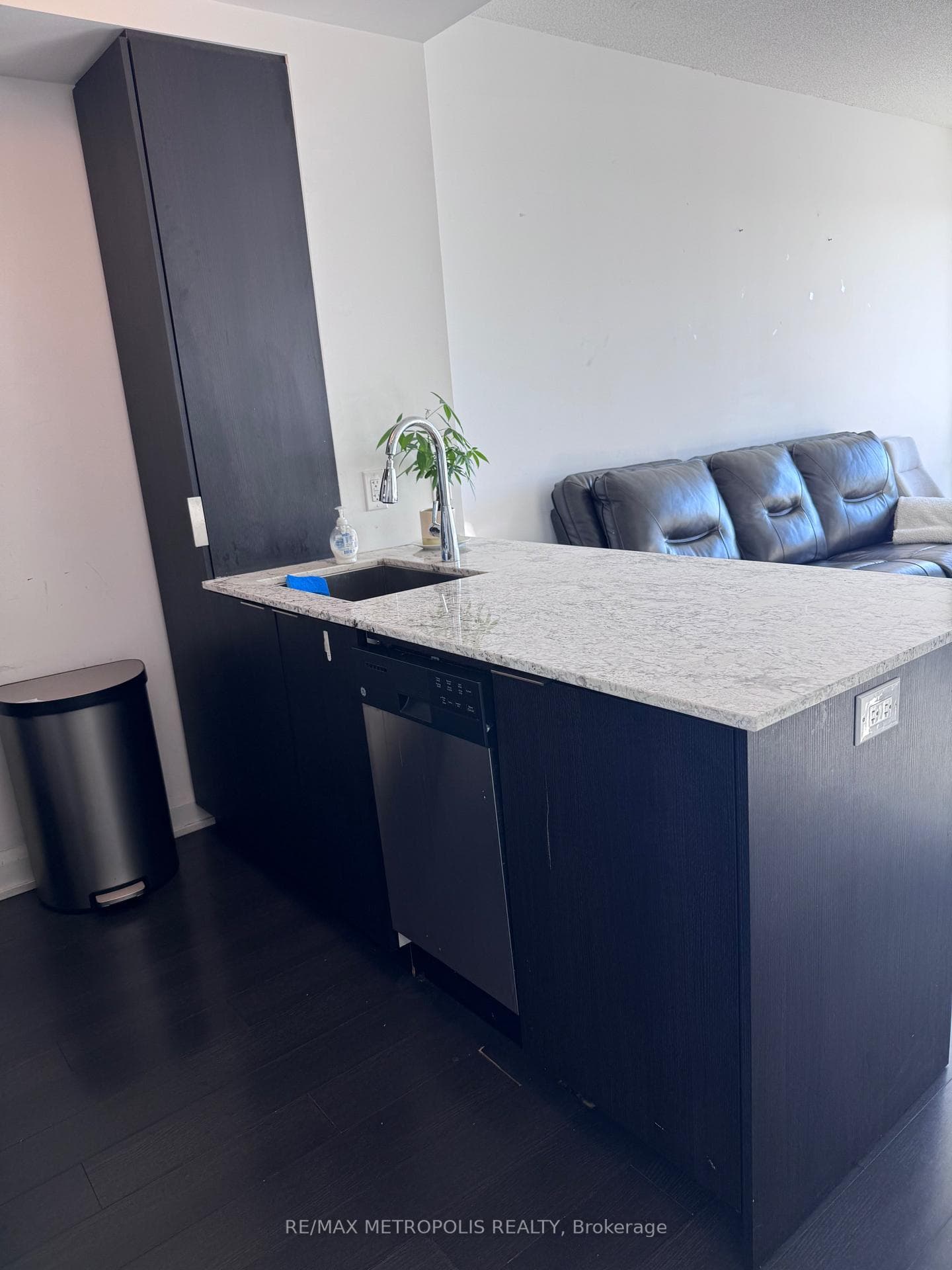 56 Annie Craig Drive 3307, Toronto W06, ON M8V 0C8, Toronto W06, ON — photo 21 of 30