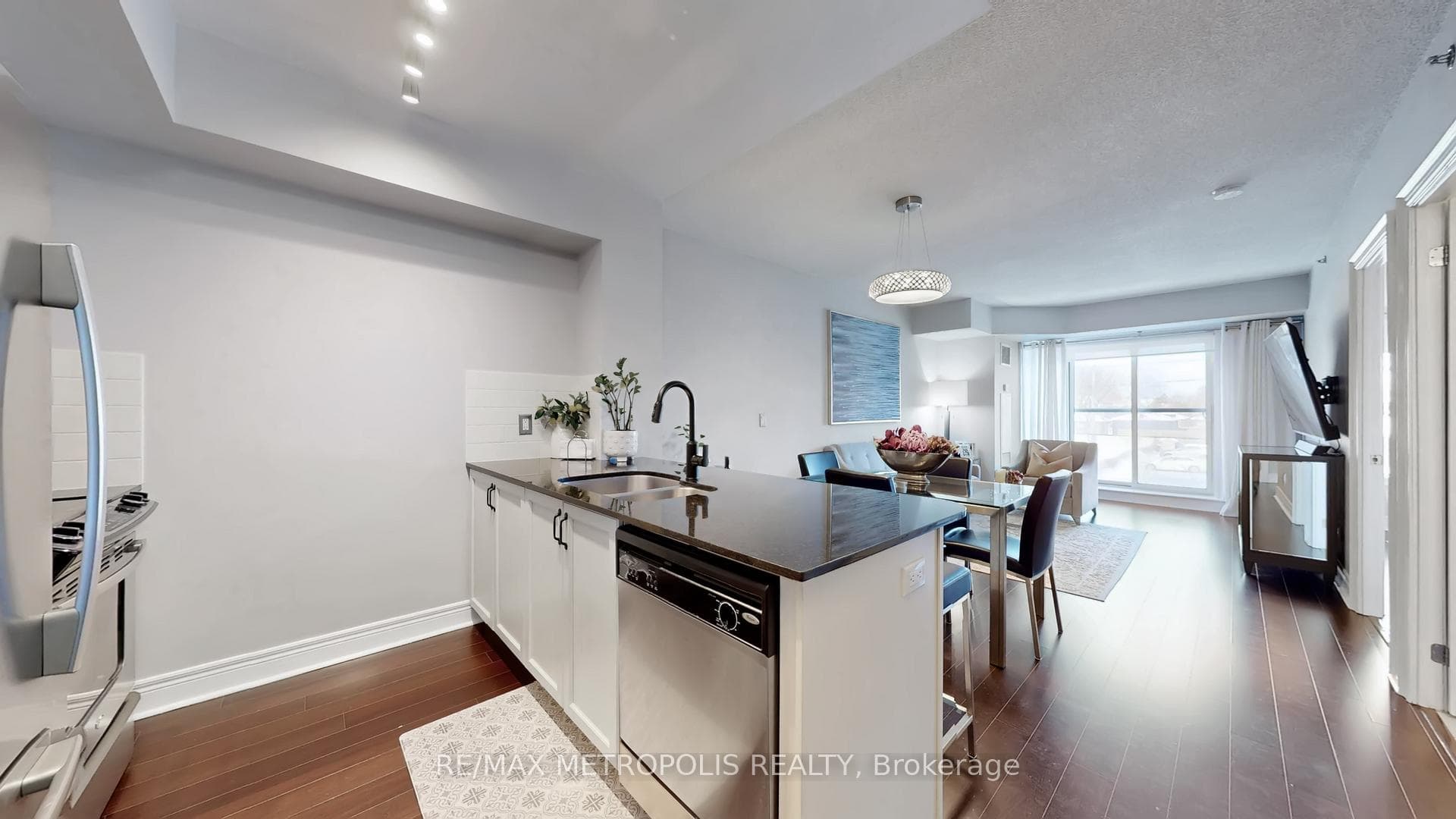 701 Sheppard Avenue W 228, Toronto C06, ON M3H 0B2, Toronto C06, ON — photo 11 of 50