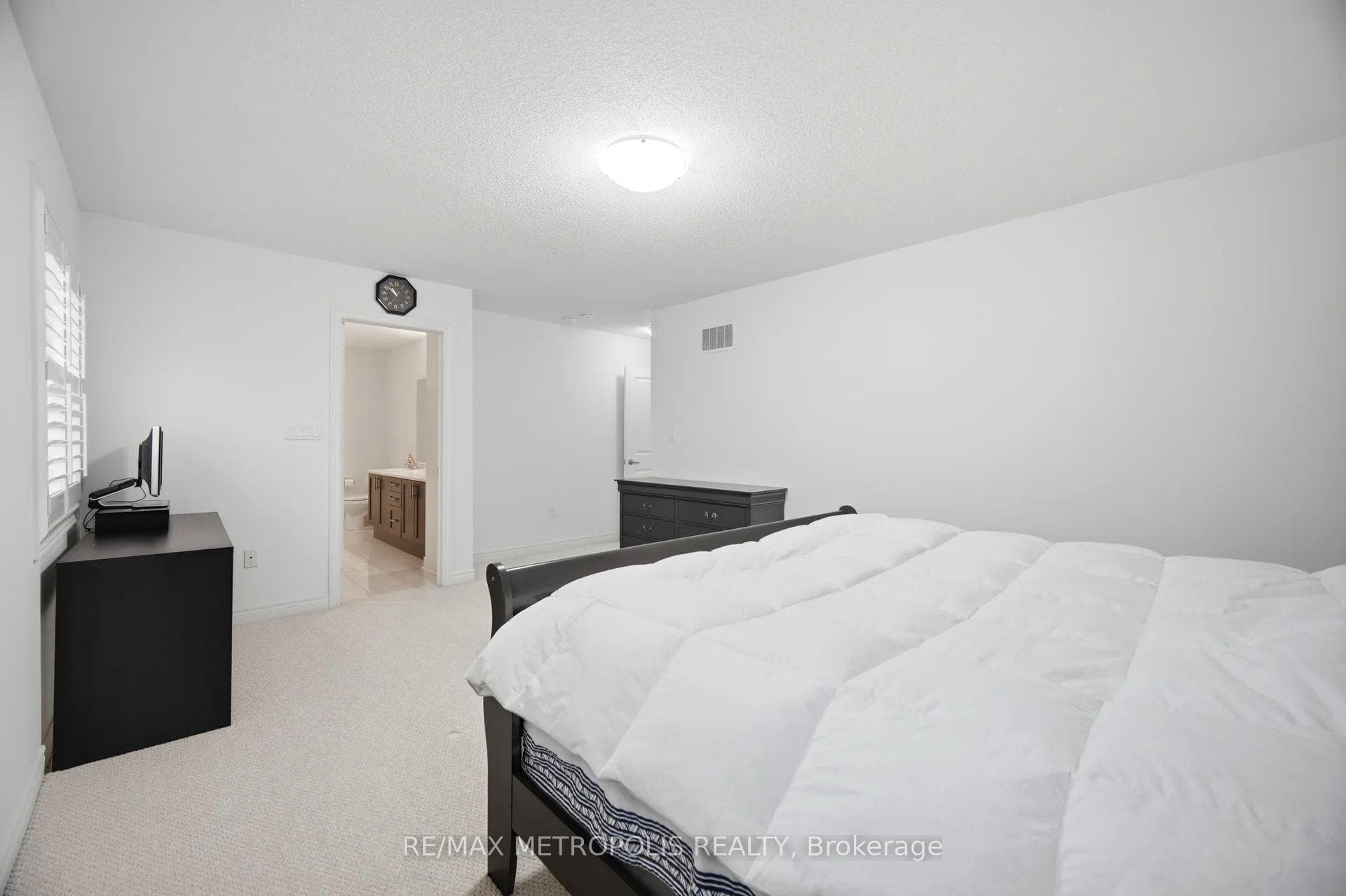 223 Inverness Way S, Bradford West Gwillimbury, ON L3Z 0W5, Bradford West Gwillimbury, ON — photo 76 of 95