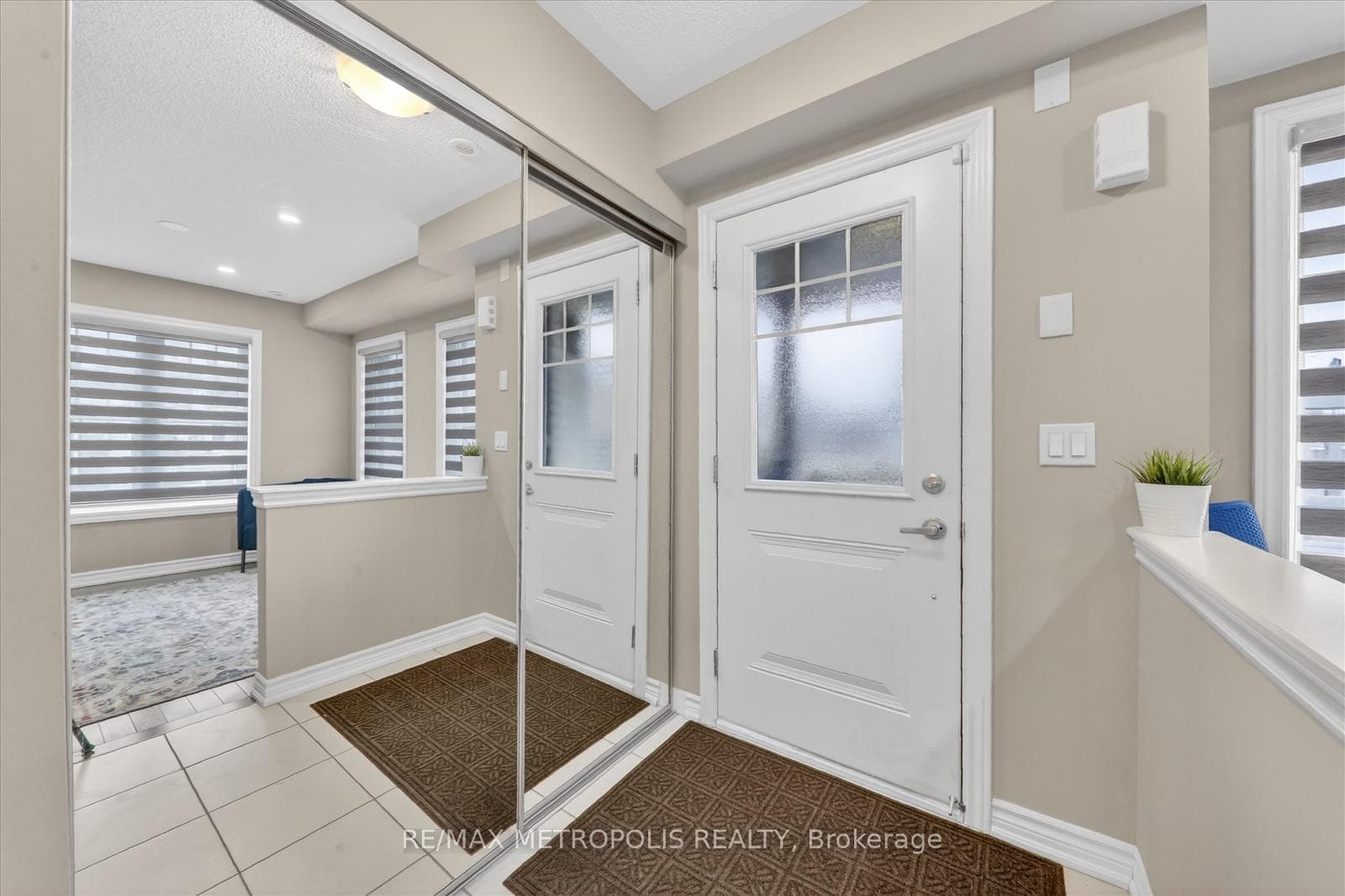 1 Boadway Crescent, Whitchurch-Stouffville, ON L4A 1X9, Whitchurch-Stouffville, ON — photo 10 of 47