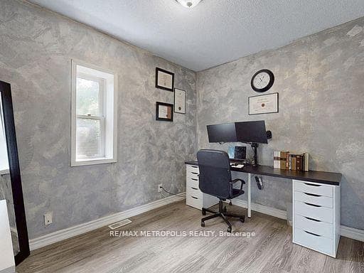 1000 Elgin Street, Newmarket, ON L3Y 3C1, Newmarket, ON — photo 22 of 50