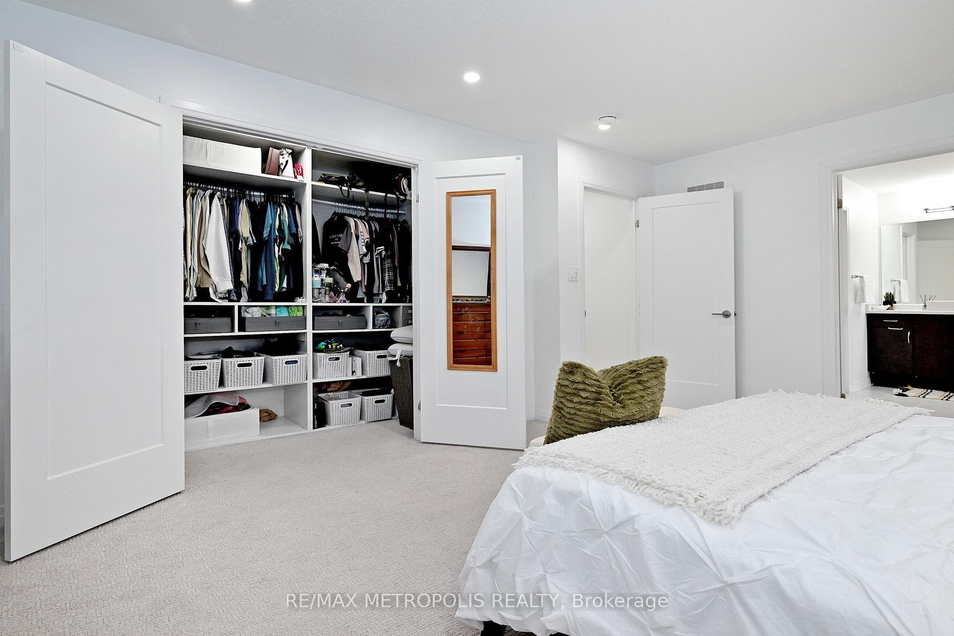 14 Jenner Drive, Brant, ON N3L 3L3, Brant, ON — photo 17 of 50