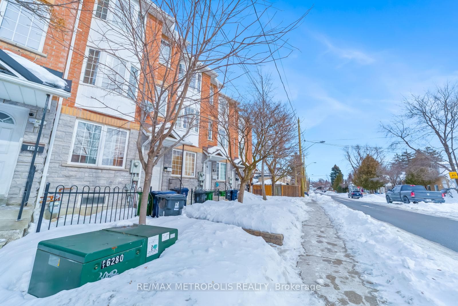 16B Gower Street, Toronto E03, ON M4B 3P5, Toronto E03, ON — photo 13 of 14