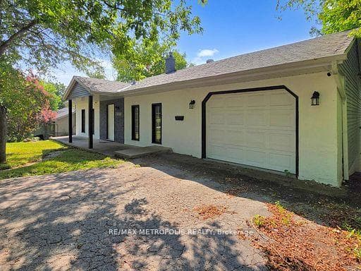 1000 Elgin Street, Newmarket, ON L3Y 3C1, Newmarket, ON — photo 5 of 50