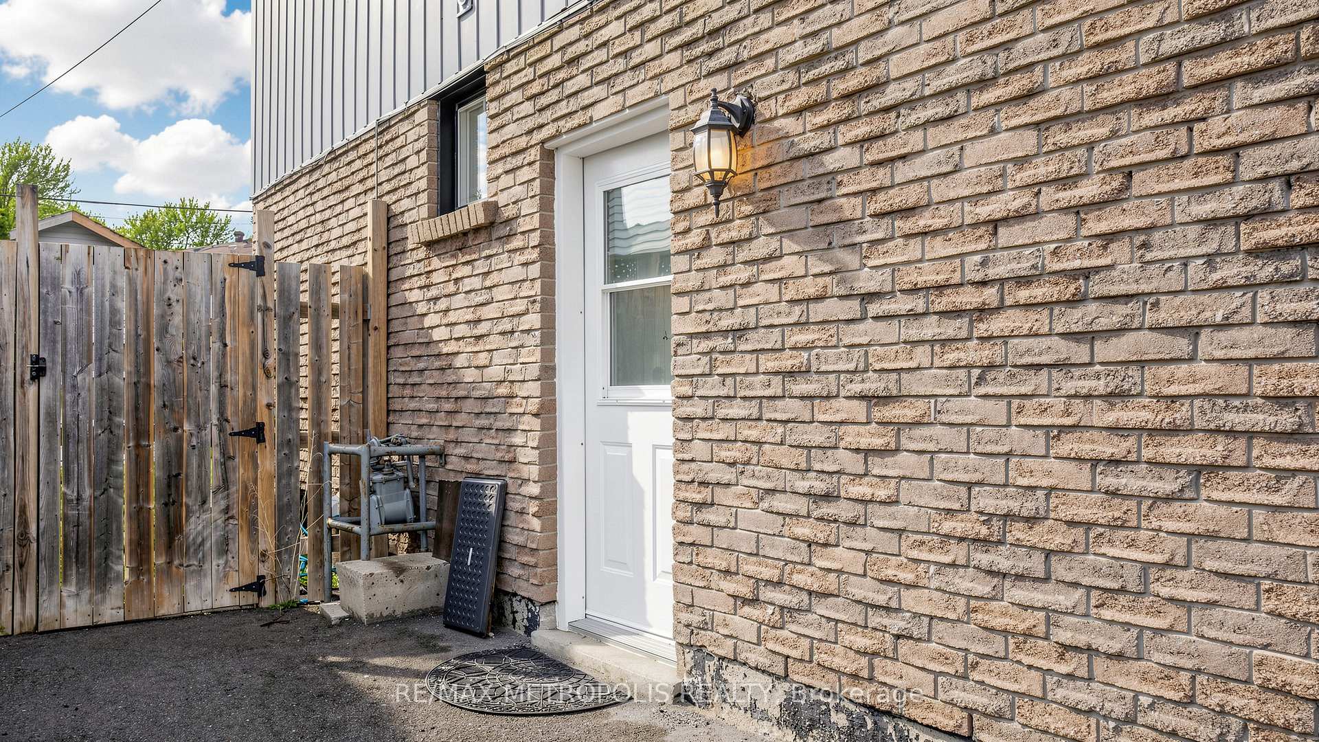 334 Killarney Court, Oshawa, ON L1J 6C7, Oshawa, ON — photo 38 of 43