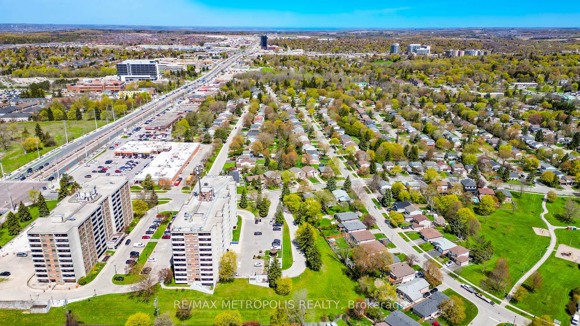 40 William Roe Boulevard 1010, Newmarket, ON L3Y 5N4, Newmarket, ON — photo 5 of 52