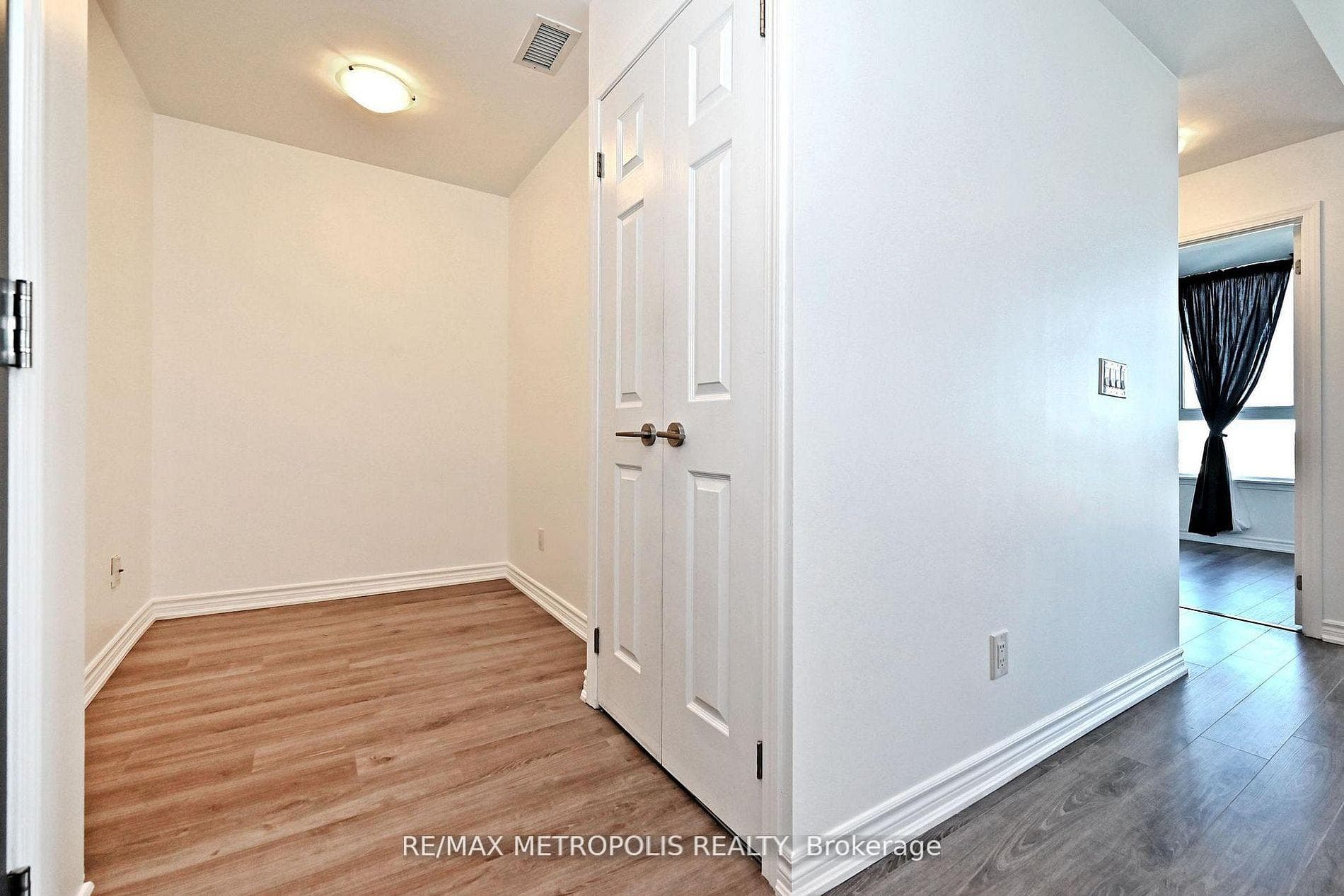 11611 Yonge Street 809, Richmond Hill, ON L4E 1G2, Richmond Hill, ON — photo 32 of 43