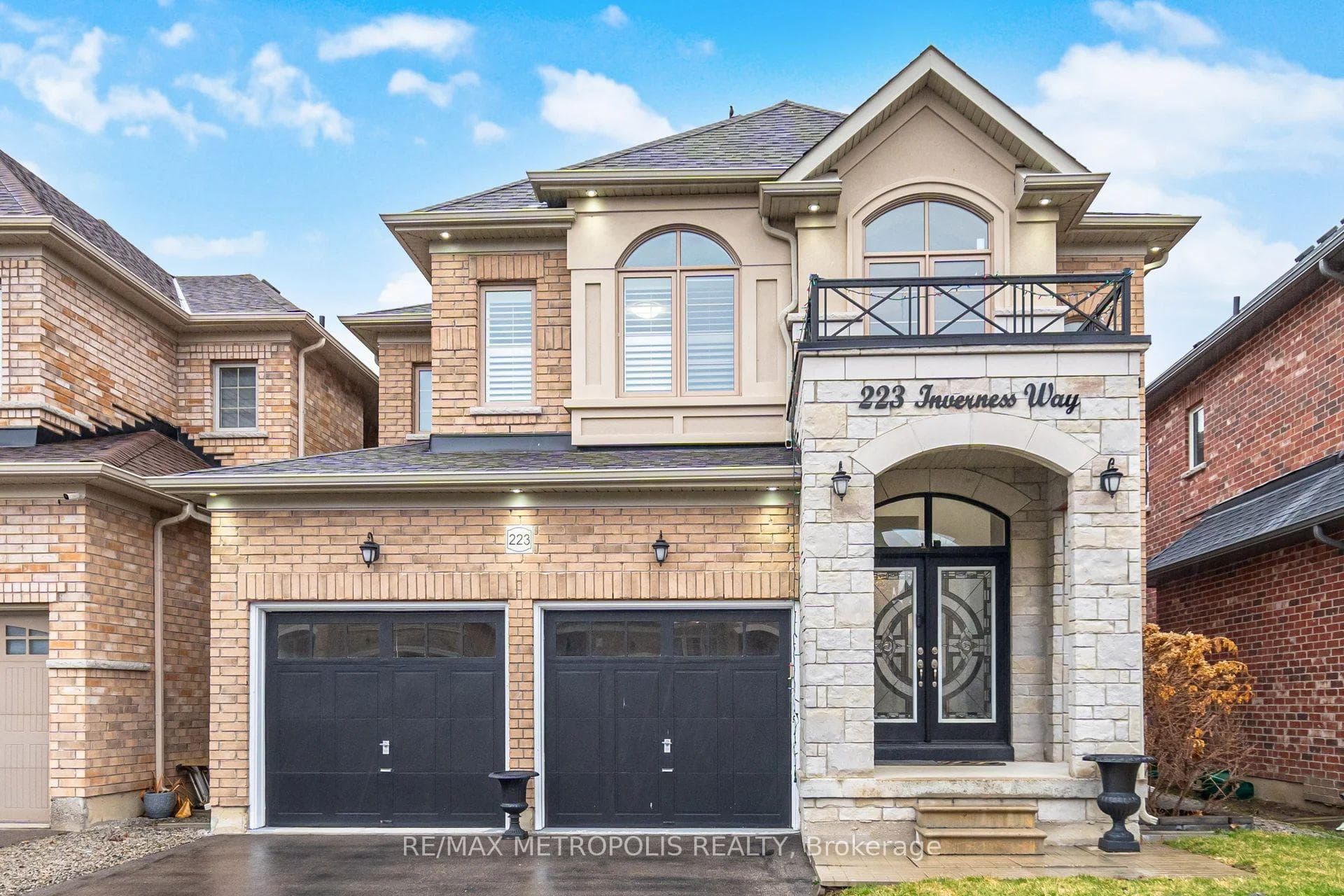 223 Inverness Way S, Bradford West Gwillimbury, ON L3Z 0W5, Bradford West Gwillimbury, ON — photo 1 of 95