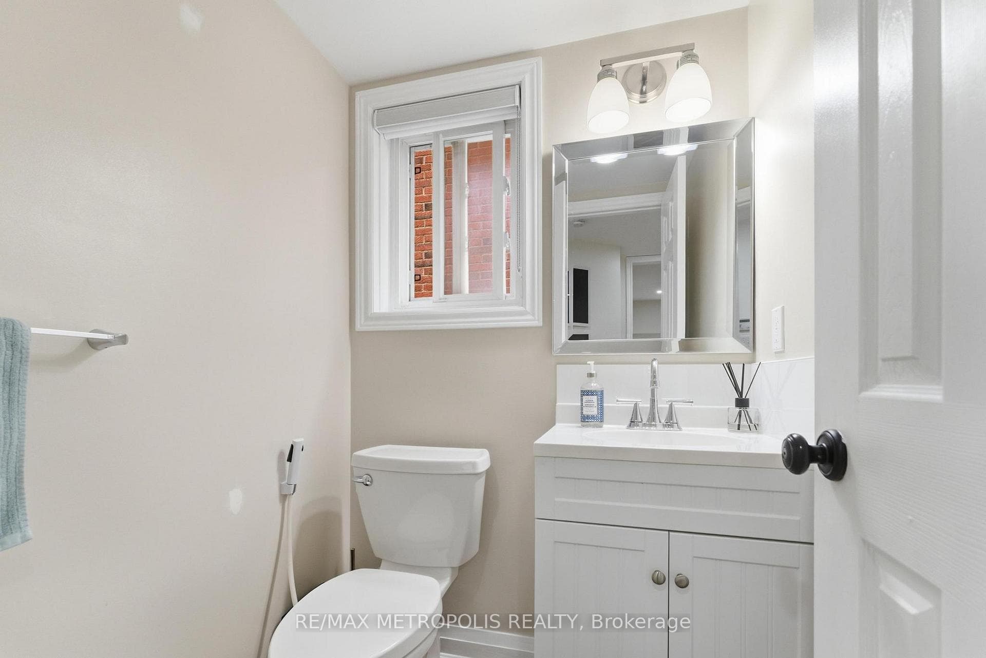 9 Tan Lane, Brampton, ON L6P 0Z9, Brampton, ON — photo 21 of 51